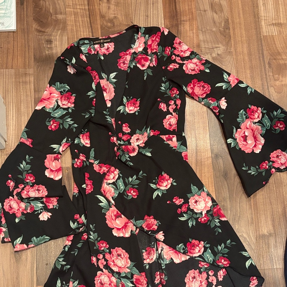 Woman’s size S, Almost Famous brand, robe